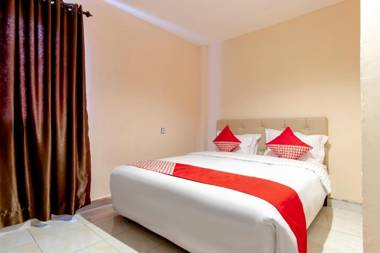 OYO 2895 Paranginan Residence