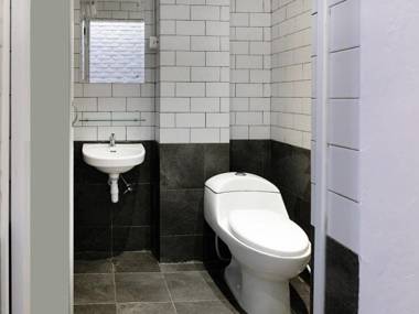 Prime Inn near Jalan Sekip RedPartner