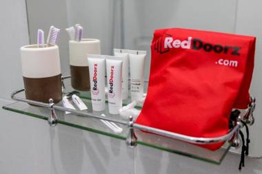 RedDoorz near CitraLand Gama City Medan