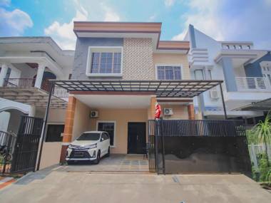 OYO 90338 Rumah Yasmin Syariah