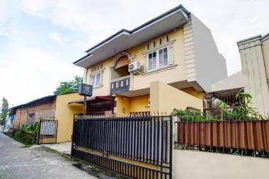 OYO 91199 Felicia Homestay