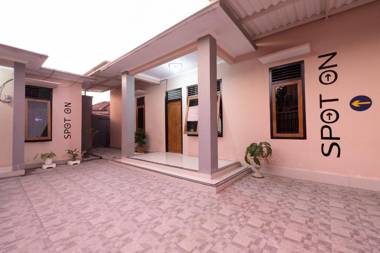 Vaccinated Staff - SPOT ON 1784 TNC Residence Syariah