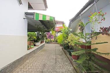 OYO 91516 Wisata Hotel