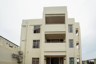 RedDoorz near Universitas Samratulangi Manado