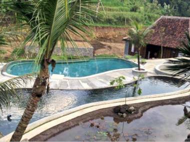 Kampung Lumbung Boutique Hotel