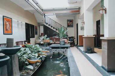 OYO 1130 Bandoeng Guest House Syariah