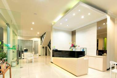 Riverstone Hotel & Cottage