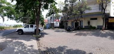 Hasanah Guesthouse Sawojajar