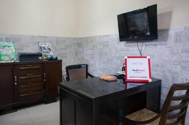 RedDoorz near Stasiun Kota Baru Malang