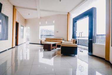 RedDoorz near Taman Rekreasi Selecta