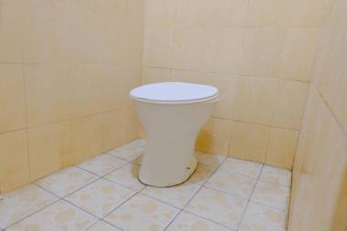 SPOT ON 1711 Serayu Sumbersari Residence