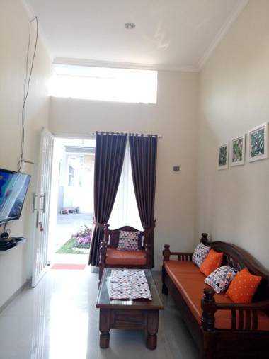 Villa Keluarga Permata