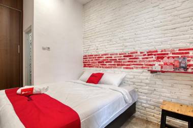 RedDoorz Syariah @ Jl. Cengger Ayam Dalam