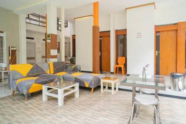 RedDoorz Syariah near Transmart MX Malang