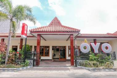 OYO 1036 Hotel Palem 1