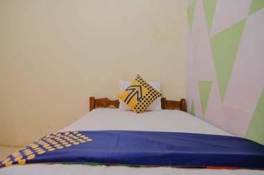 SPOT ON 2368 Dahlia Homestay Family Residence