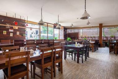 RedDoorz Plus near Balai Kota Batu 2