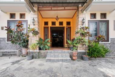 OYO 3217 The Ts Homestay