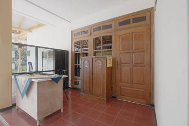 SPOT ON 3218 Bee Palm Family Syariah