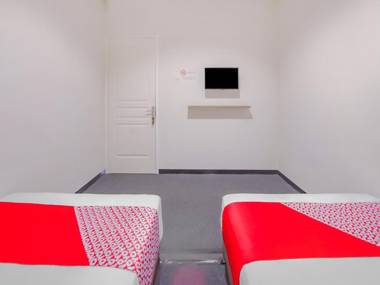 OYO 4004 Vivo Rooms