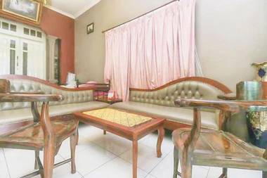 OYO 3849 Tidar Wulansari Homestay