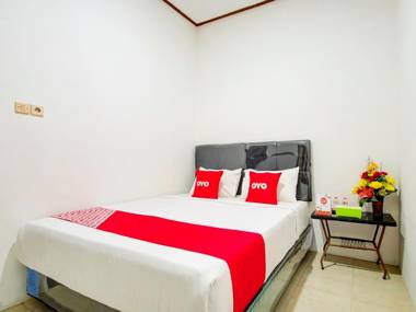 OYO 90138 Dear Darlin Villa - Family Stay