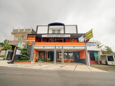 OYO 90151 Guest House 180