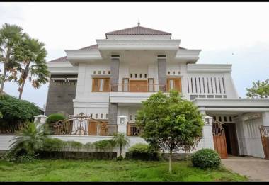 RedDoorz Syariah At Daffi Araya