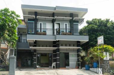 Villa Tri Langgeng RedPartner