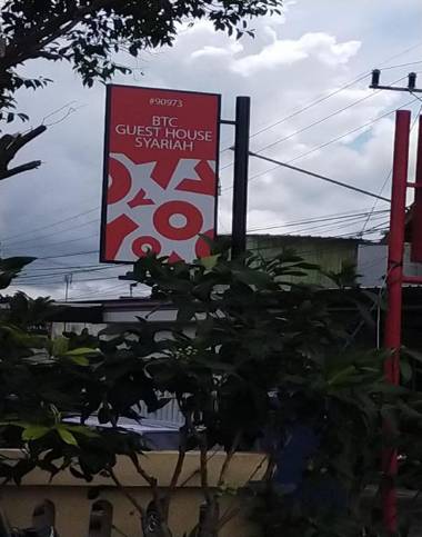 OYO 90793 Btc Guest House Syariah