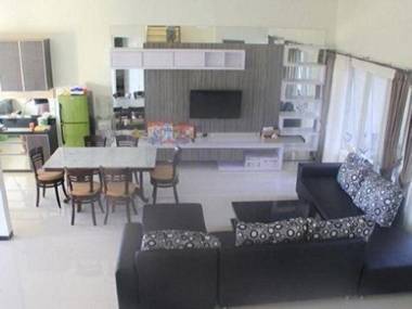 Villa Hanyomi Batu by Handi - Six Bedroom Villa