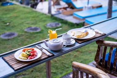 Song Lambung Beach Huts