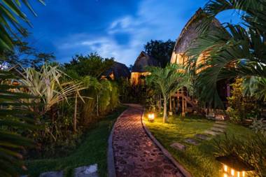 Abian Huts Lembongan