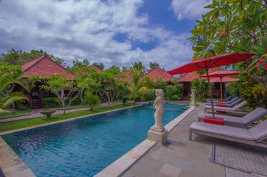 Lembongan Garden Cottages