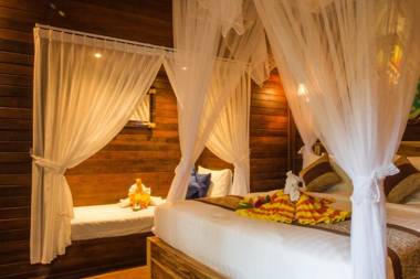 Seaside Huts Lembongan