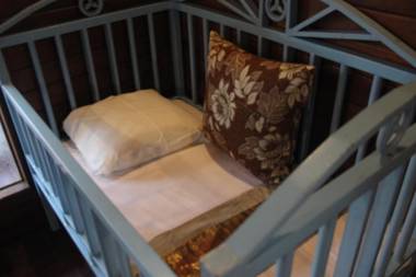 G LUna Huts by WizZeLa