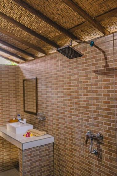 Nerima Hut Lembongan