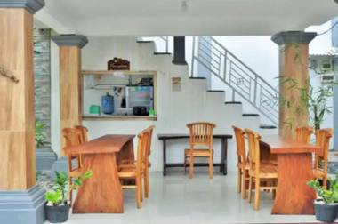 Cemara's Beach Home Stay