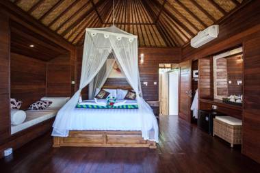 The Cubang Hut's Lembongan