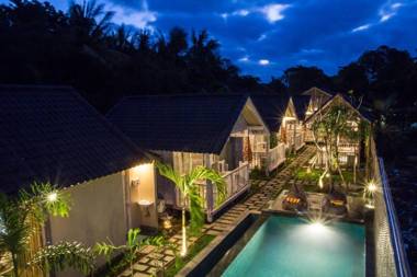 The Syron Huts Lembongan
