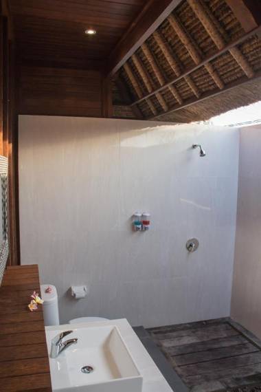 Lembongan Mantra Huts - CHSE Certified