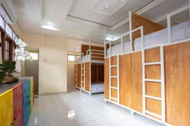 Nushe Hostel