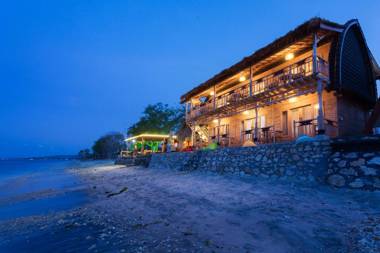 The Dewi Sun Sun Suite