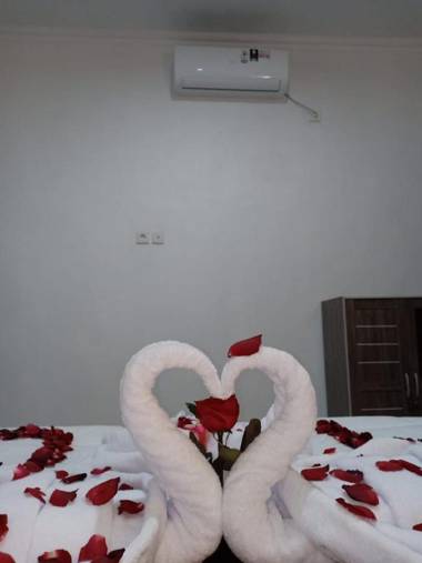 Santhi Guna Bungalow