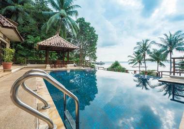 Indra Maya Pool Villas