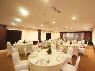 Away Bali Legian Camakila Resort