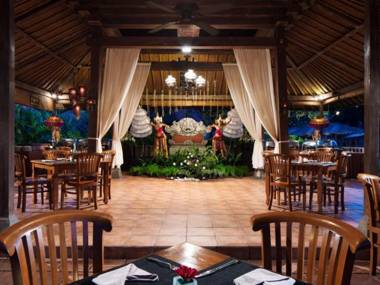 White Rose Kuta Resort - Villas & Spa