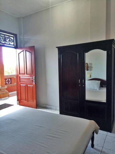 Taman Mekar Beach Inn 2