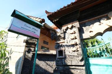 Taman Mekar Beach Inn 2