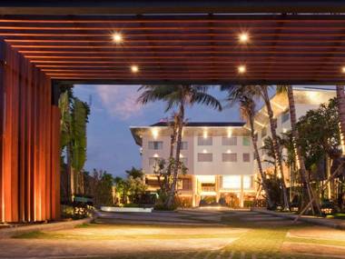 THE 1O1 Bali Fontana Seminyak